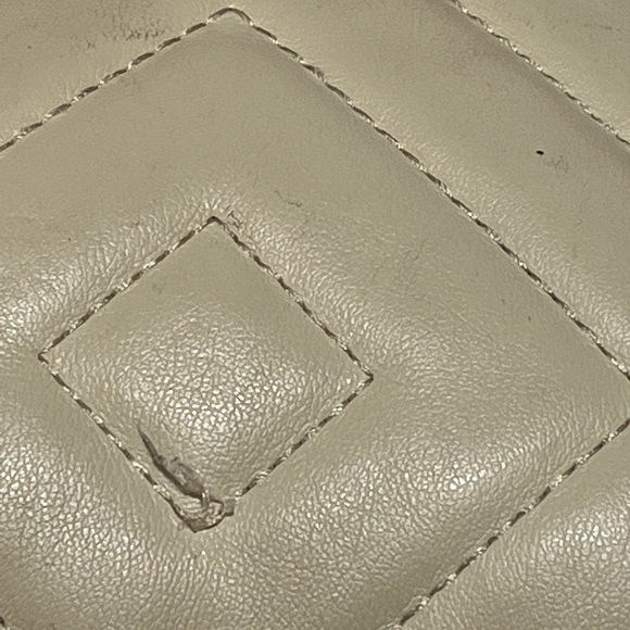 Kids crossbody or shoulder purse, used, FREE with kids purchase, must be BUNDLED - Picture 5 of 16